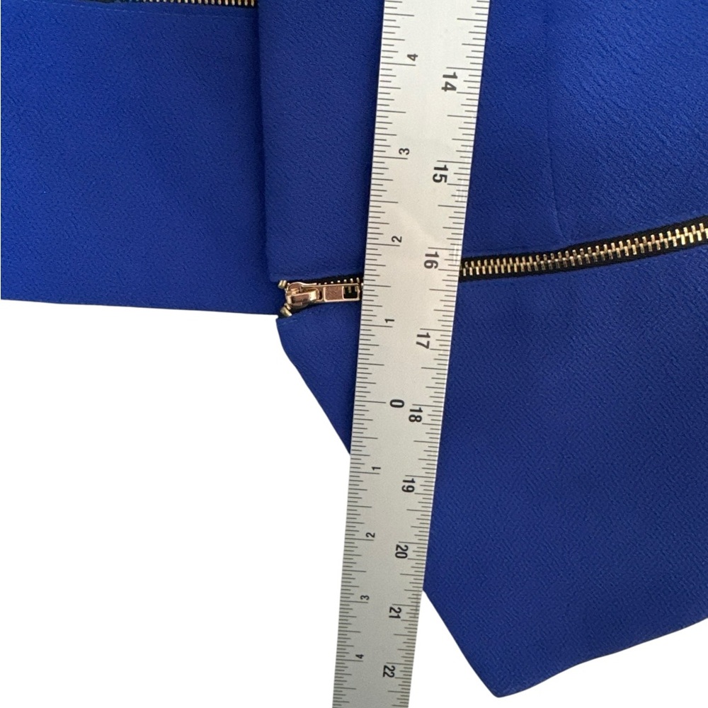 Mittoshop Royal Blue Asymmetrical Blazer – Size S with Gold Zipper Detail‎ - Picture 6 of 7